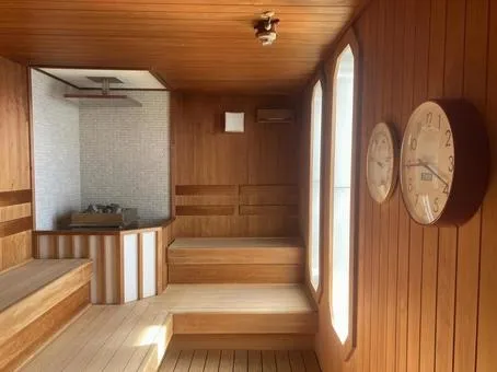 サウナで「ととのう」はずが、なぜか体がガタガタに—— 整体師が心配するサウナの落とし穴と、骨格・神経・水分の深い関係  〜上尾市のベテラン整体師が教える、30代・40代・50代が知るべき「本当のととのい方」〜