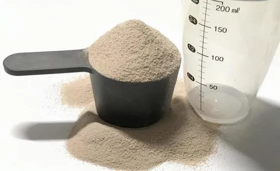 「プロテインを飲んで筋トレしているのに、なぜカラダが変わらないのか」 その答え、整体師が持っています。 〜上尾市のベテラン整体師が教える、筋トレ効果を最大化する「骨格の土台」の話〜